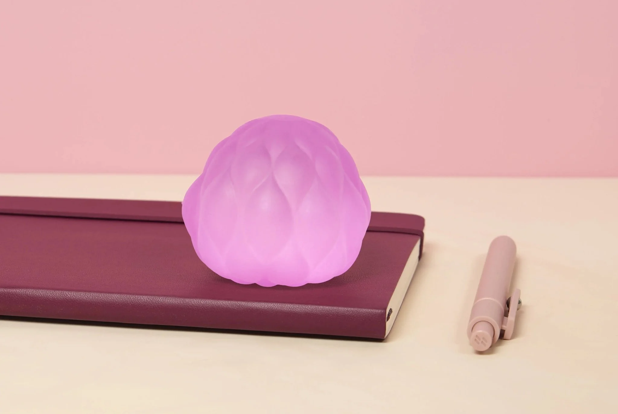 Speks Gump Surface - The squish ball with sensory textures - Image 5